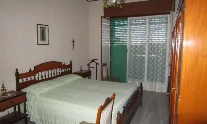 Rexer-Crotone-Appartamento-in-zona-centrale-a-Crotone-CAMERA-DA-LETTO