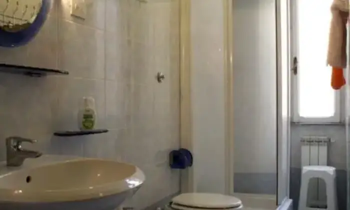 Rexer-Roma-Quadrilocale-luminoso-BAGNO