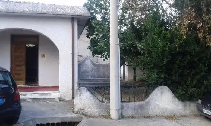 Rexer-Bovalino-Villetta-arredata-con-giardino-ALTRO