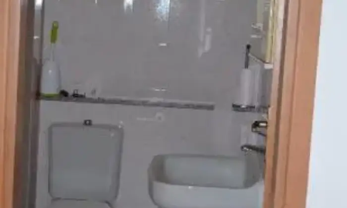 Rexer-Brancaleone-Appartamento-arredato-euro-BAGNO