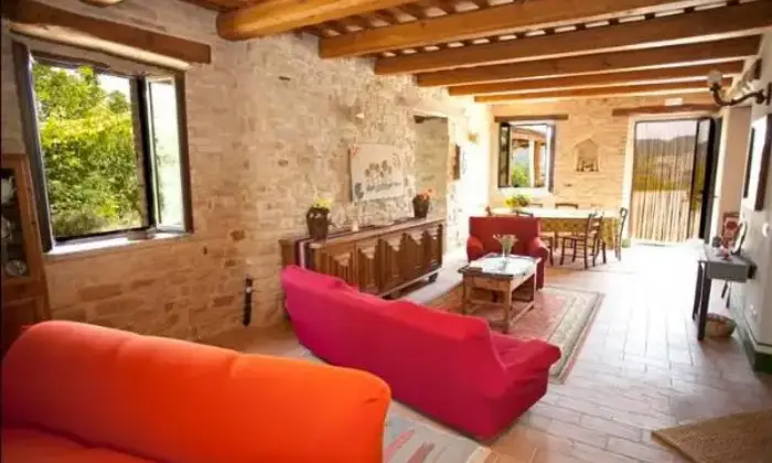 Rexer-Montelparo-Casa-vacanza-posti-letto-SALONE