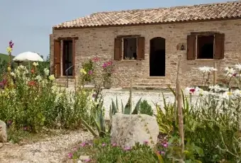 Rexer-Montelparo-Casa-vacanza-posti-letto-ALTRO
