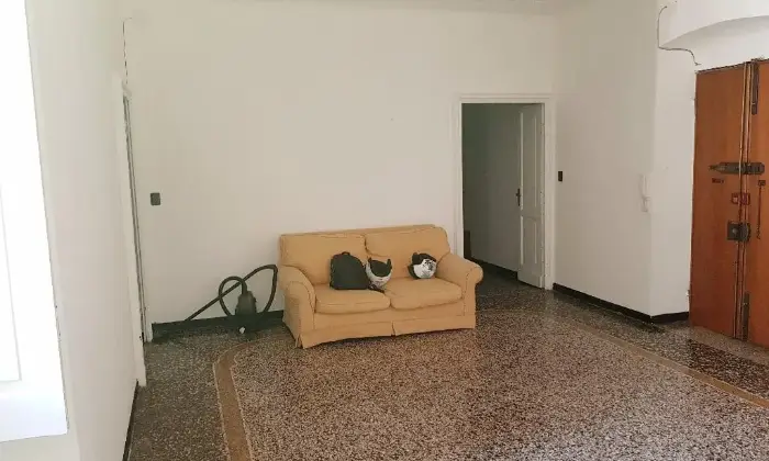 Rexer-Genova-Ampio-appartamento-SALONE