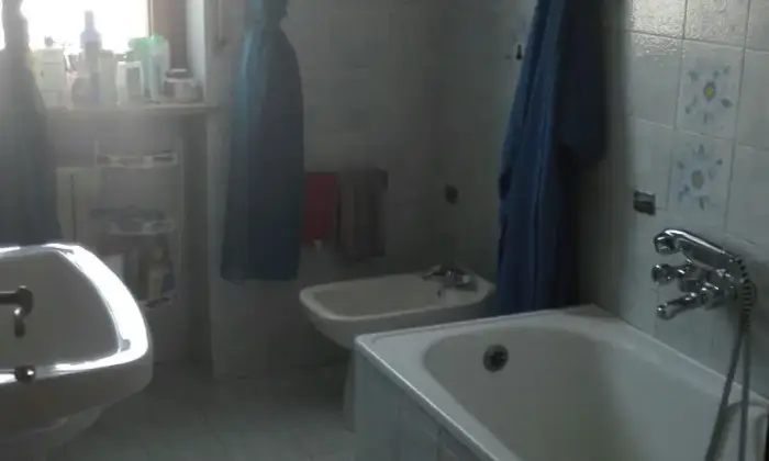 Rexer-Pescara-Camere-per-studentesse-BAGNO