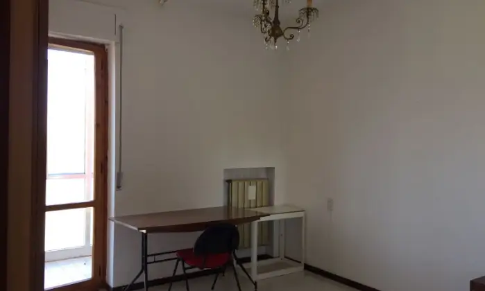 Rexer-Pescara-Camere-per-studentesse-CAMERA-DA-LETTO
