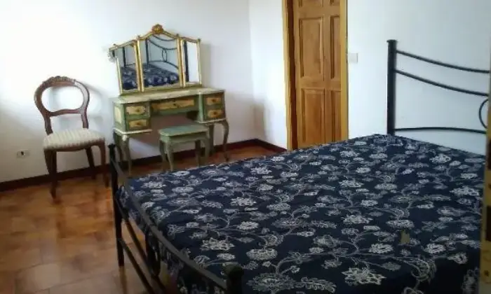 Rexer-Fiumicino-Ampio-bilocale-CAMERA-DA-LETTO