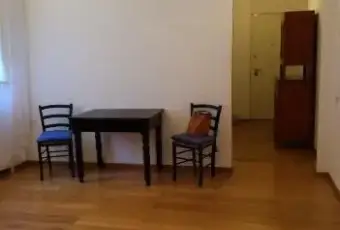 Rexer-Roma-Bilocale-in-ottimo-stato-SALONE