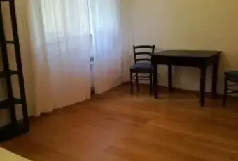 Rexer-Roma-Bilocale-in-ottimo-stato-SALONE