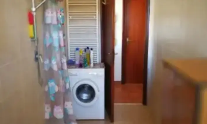 Rexer-Pomezia-Bilocale-arredato-BAGNO