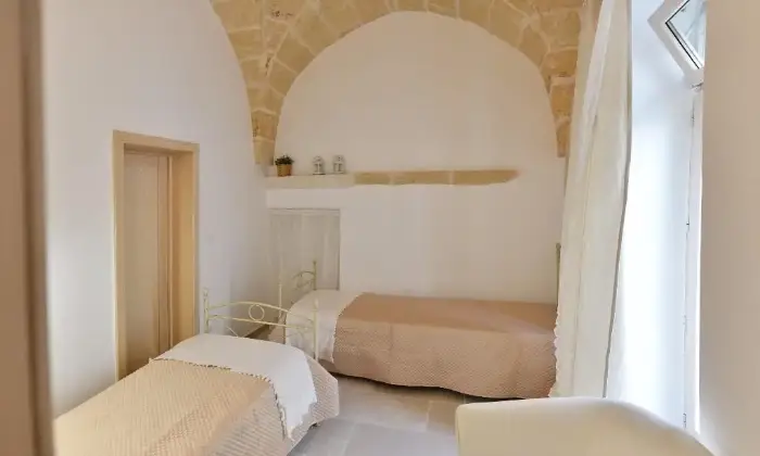 Rexer-San-Michele-Salentino-Casa-storica-da-Francesca-CAMERA-DA-LETTO