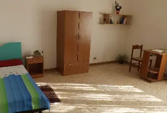 Rexer-Reggio-di-Calabria-Camere-per-studentesselavoratrici-CAMERA-DA-LETTO
