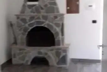 Rexer-Gissi-Trilocale-bilivello-con-terreno-SALONE