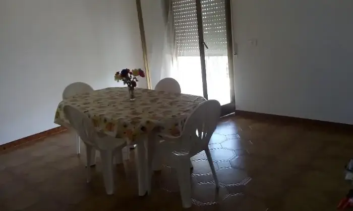 Rexer-Belvedere-Marittimo-Trilocale-per-docenti-o-impiegati-SALONE