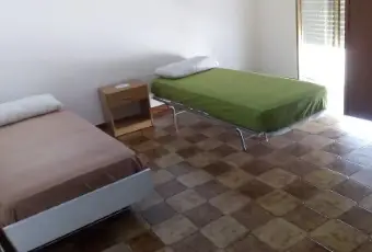 Rexer-Belvedere-Marittimo-Trilocale-per-docenti-o-impiegati-CAMERA-DA-LETTO