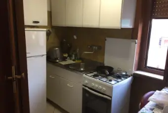 Rexer-Borghetto-Santo-Spirito-Bilocale-arredato-CUCINA