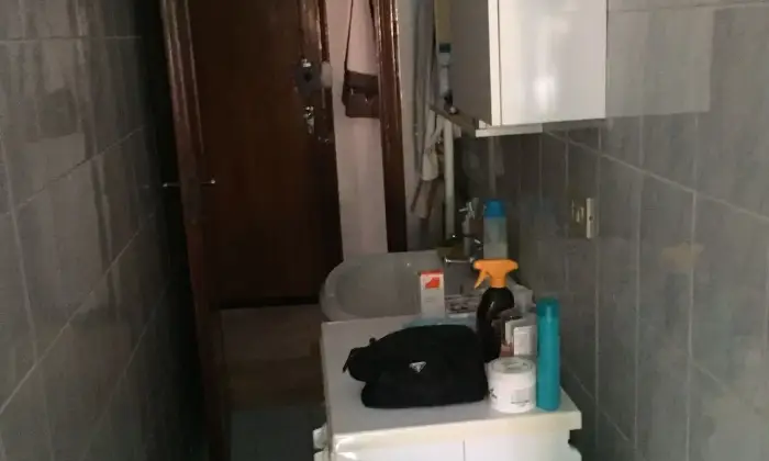 Rexer-Borghetto-Santo-Spirito-Bilocale-arredato-BAGNO