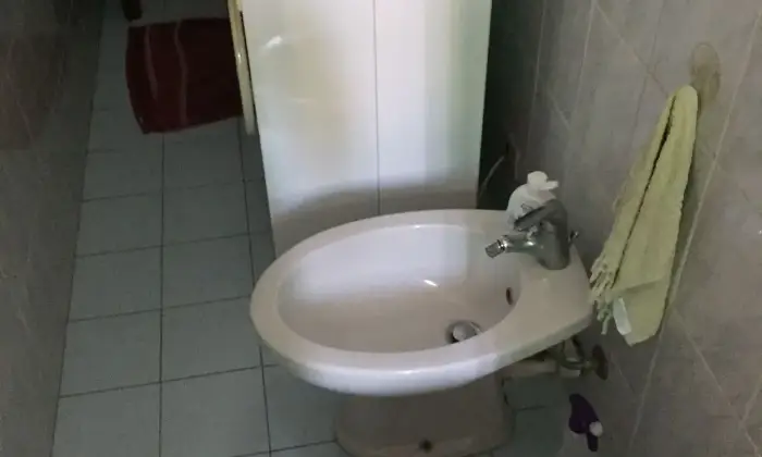 Rexer-Borghetto-Santo-Spirito-Bilocale-arredato-BAGNO