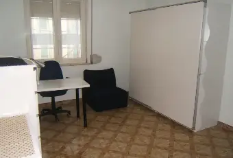 Rexer-Napoli-Camera-per-studentessa-CAMERA-DA-LETTO