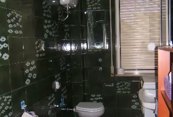 Rexer-Napoli-Camera-per-studentessa-BAGNO