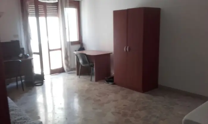 Rexer-Pisa-Camera-doppia-CAMERA-DA-LETTO