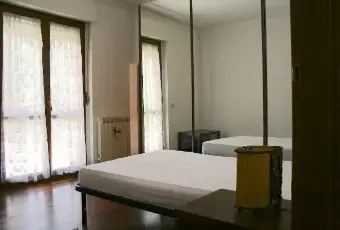 Rexer-Roma-Trilocale-con-giardino-CAMERA-DA-LETTO