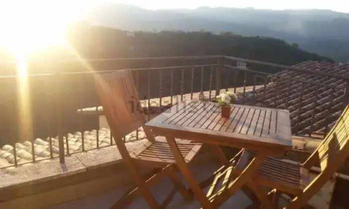 Rexer-Olevano-Romano-Monolocale-con-terrazzo-SALONE