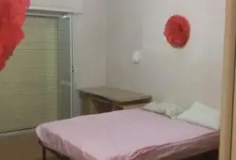 Rexer-Roma-Posto-letto-in-stanza-singola-CAMERA-DA-LETTO