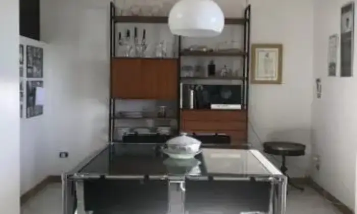 Rexer-Napoli-Trilocale-residenziale-SALONE