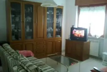 Rexer-Gambatesa-Trilocale-arredato-SALONE