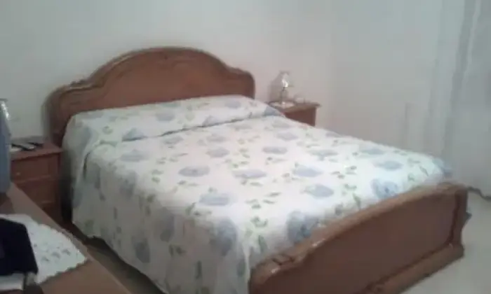 Rexer-Gambatesa-Trilocale-arredato-CAMERA-DA-LETTO