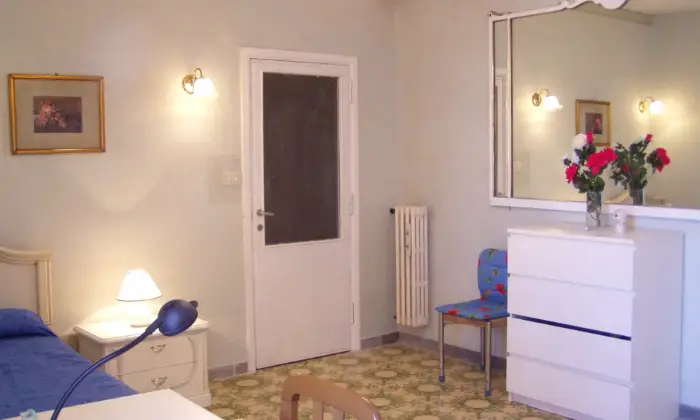 Rexer-Roma-Camera-per-studentessa-CAMERA-DA-LETTO