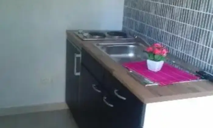 Rexer-Villaputzu-Monolocale-per-lavoratori-CUCINA