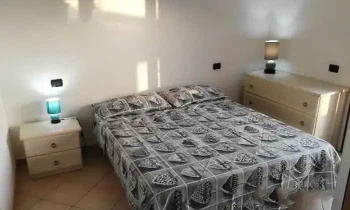 Rexer-Olbia-Attico-arredato-CAMERA-DA-LETTO
