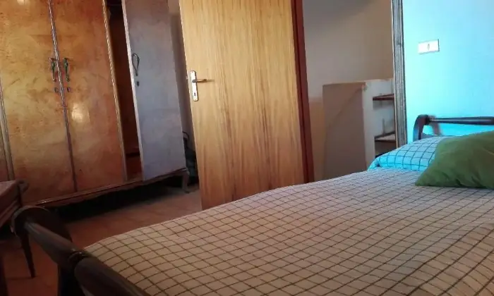 Rexer-Porto-San-Giorgio-Trilocale-arredato-CAMERA-DA-LETTO