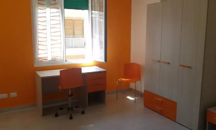 Rexer-Napoli-Camera-per-studenti-CAMERA-DA-LETTO