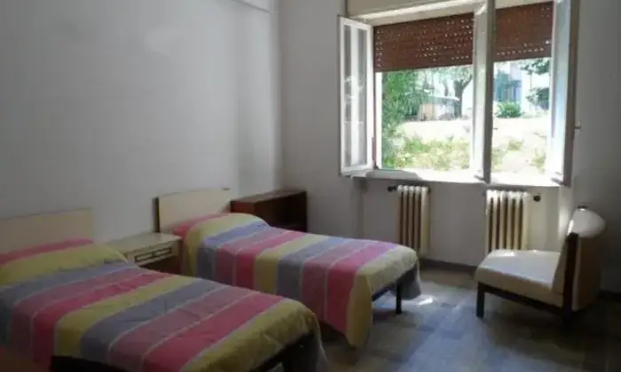 Rexer-Ancona-Appartamento-vicino-Universit-Villarey-CAMERA-DA-LETTO