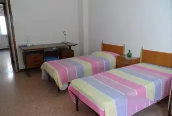 Rexer-Ancona-Appartamento-vicino-Universit-Villarey-CAMERA-DA-LETTO