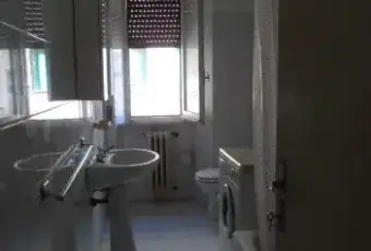 Rexer-Ancona-Appartamento-vicino-Universit-Villarey-BAGNO
