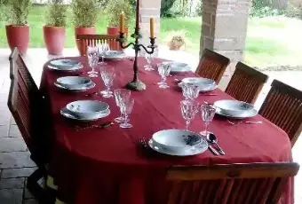 Rexer-Manziana-Elegante-villa-nel-verde-ESTERNO