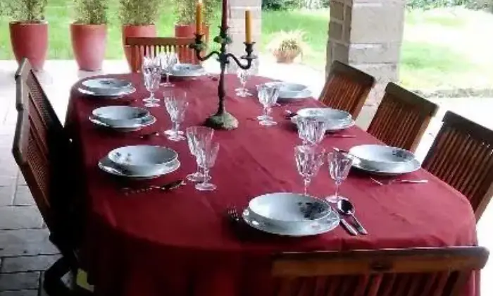 Rexer-Manziana-Elegante-villa-nel-verde-ESTERNO