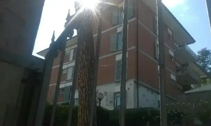 Rexer-Roma-Stanza-per-studentesselavoratrici-ALTRO