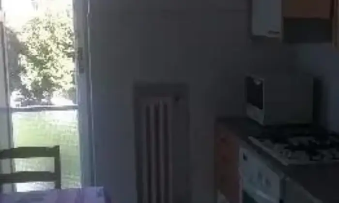Rexer-Roma-Stanza-per-studentesselavoratrici-CUCINA
