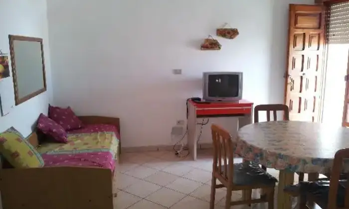 Rexer-Porto-Cesareo-Bilocale-sul-mare-SALA