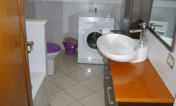 Rexer-Chieti-Bilocale-per-studenti-BAGNO