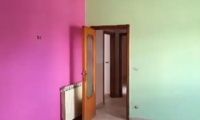 Rexer-Caivano-Trilocale-arredato-CAMERA-DA-LETTO