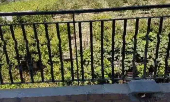 Rexer-SantAntonio-Abate-Trilocale-con-terrazzo-TERRAZZO