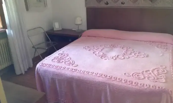 Rexer-Asiago-Ampio-bilocale-con-terrazza-CAMERA-DA-LETTO