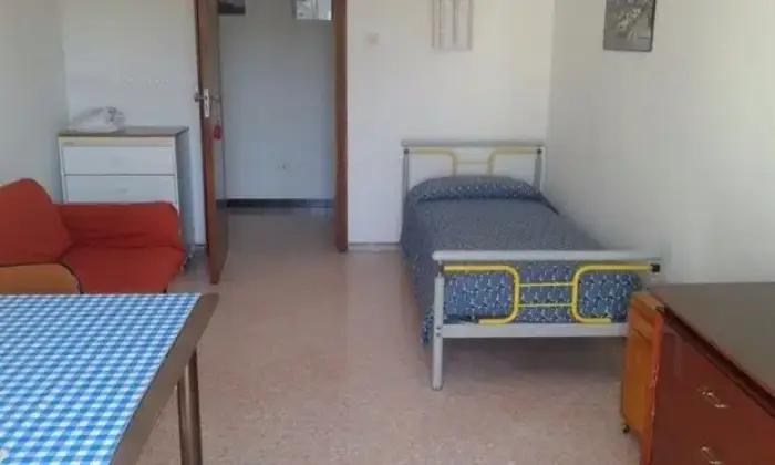 Rexer-Tricase-Appartamento-per-studenti-CAMERA-DA-LETTO