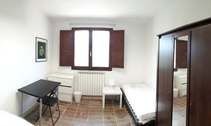 Rexer-Urbino-Bilocale-arredato-CAMERA-DA-LETTO