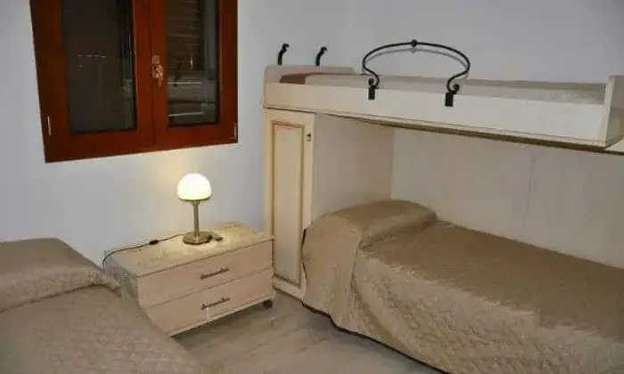 Rexer-Taranto-Bilocale-arredato-CAMERA-DA-LETTO